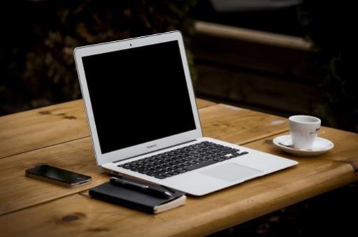 制作Word的基本表格和漂亮表格的方法（word制作表格初學(xué)者）